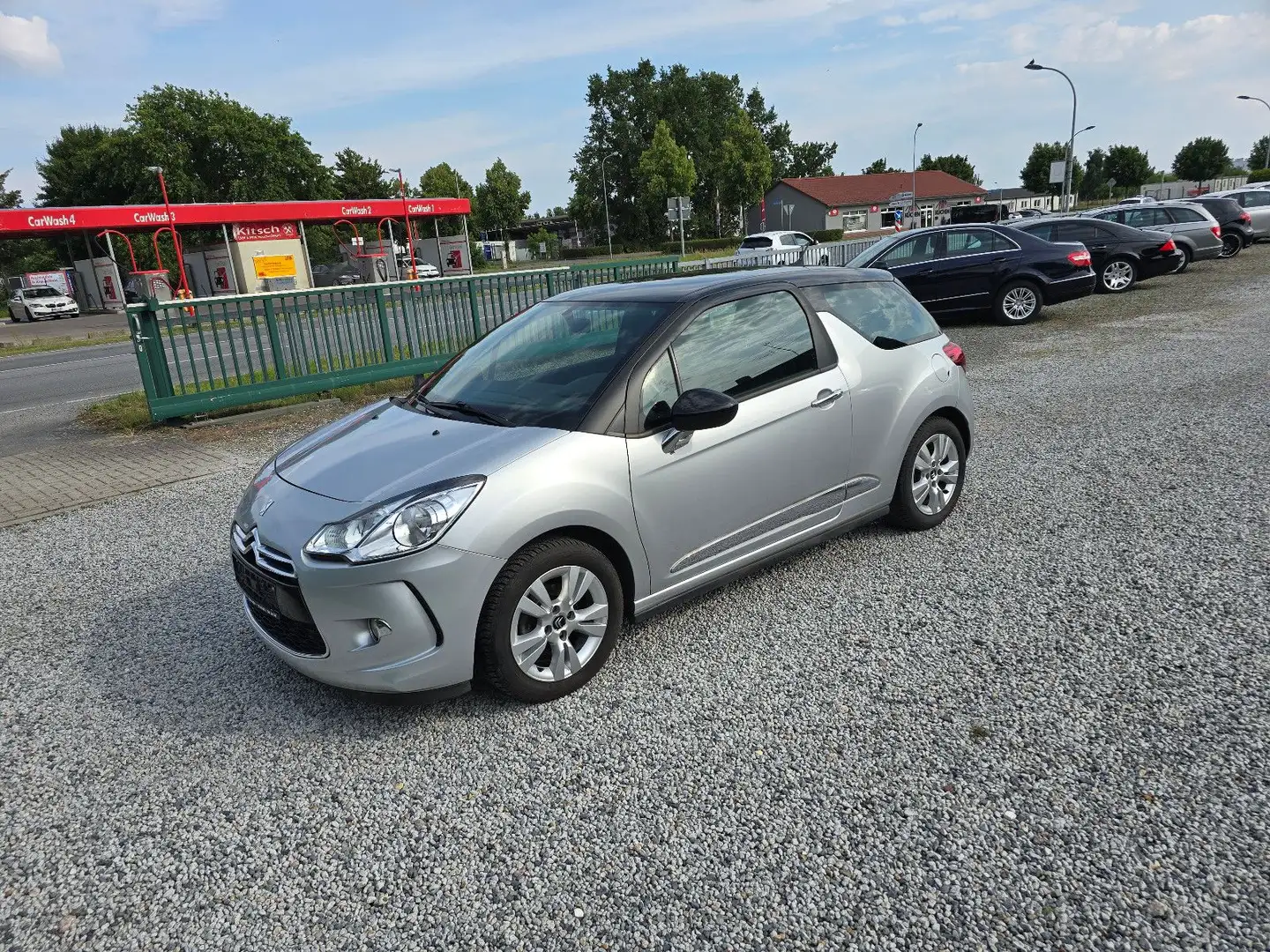 Citroen DS3 Chic TÜV NEU Argintiu - 1