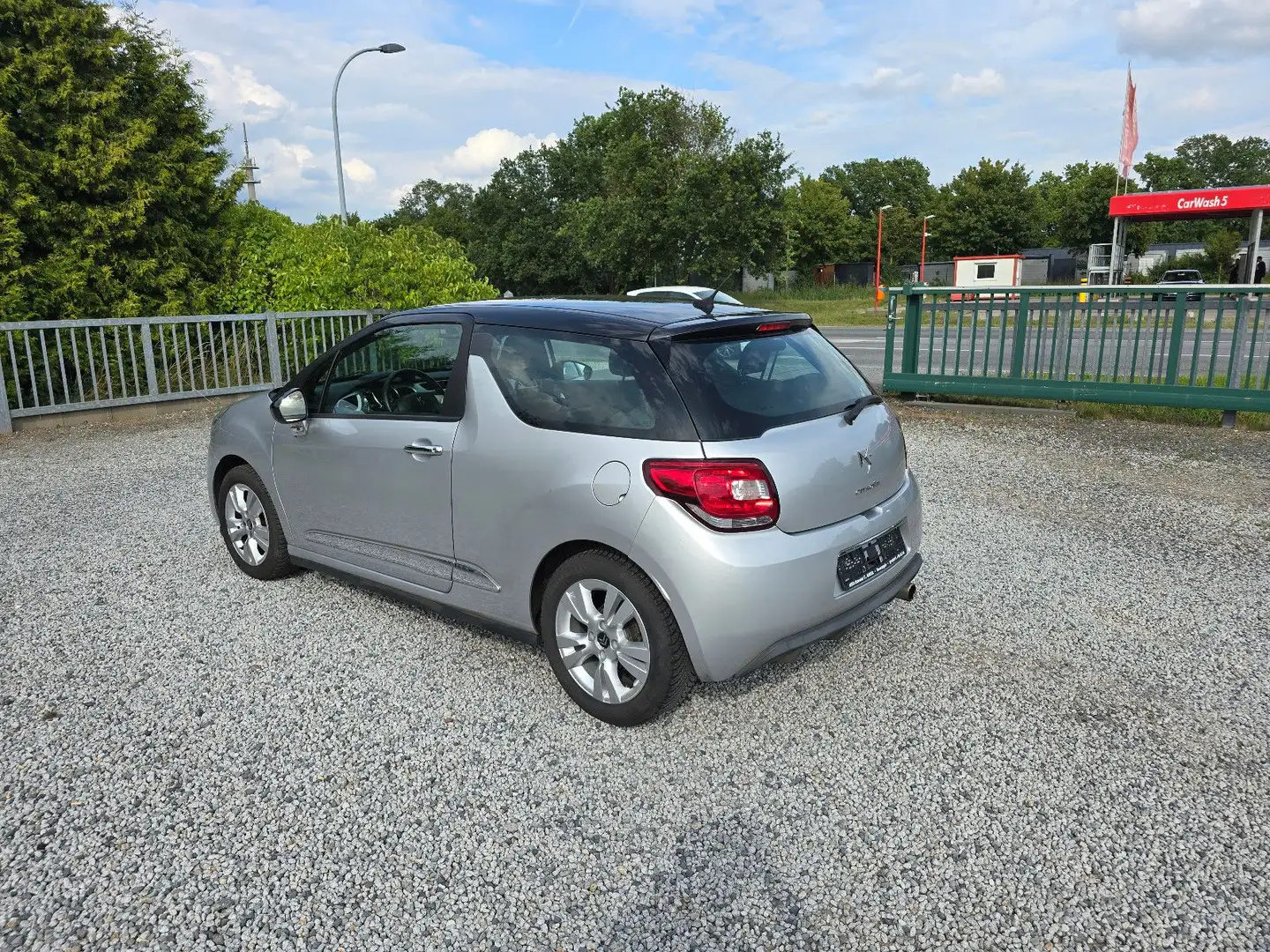 Citroen DS3 Chic TÜV NEU Argintiu - 2
