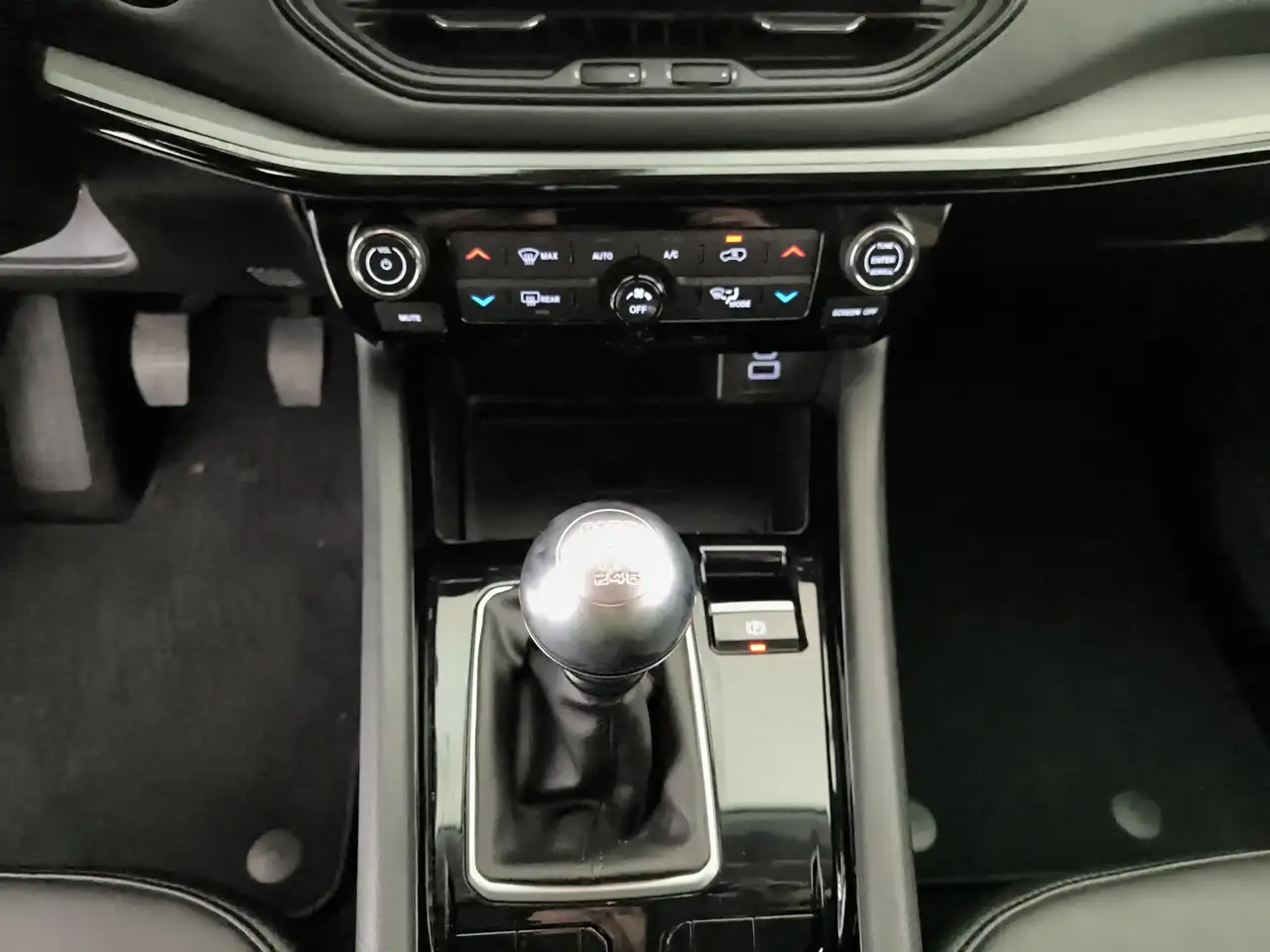 Jeep Compass 1.6 Multijet II S 11