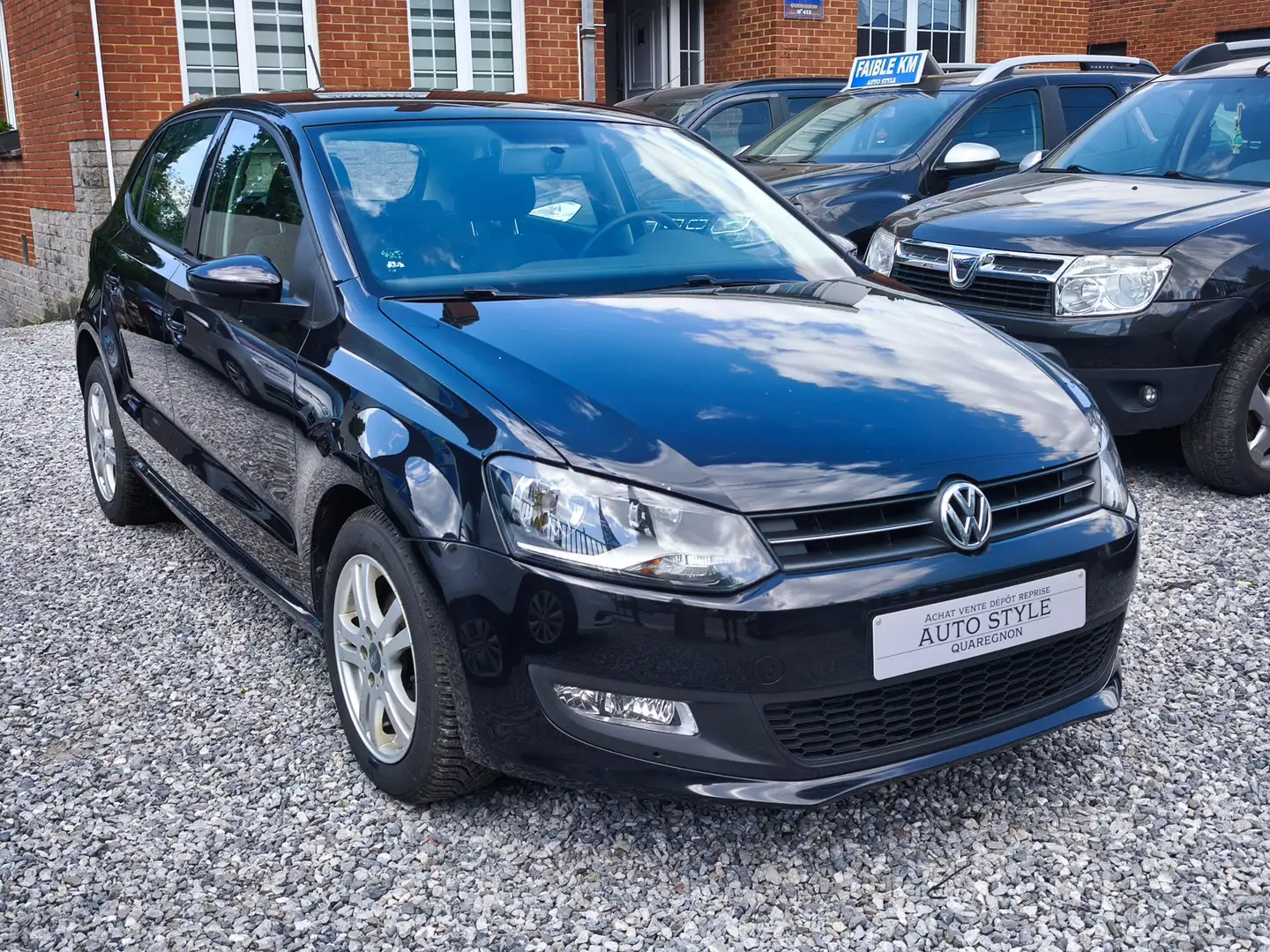 Volkswagen Polo 1.2i Comfortline / Airco / Garantie / Isofix / Noir - 1