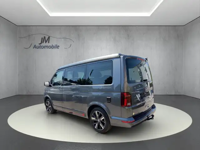 Volkswagen T6 California view 5