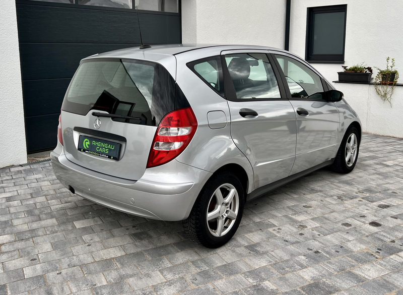 Mercedes-Benz A 150 AUTOMATIK TÜV NEU TEMPOMAT 8-FACH BEREIFT — photo 9
