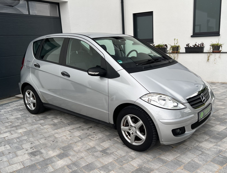 Mercedes-Benz A 150 AUTOMATIK TÜV NEU TEMPOMAT 8-FACH BEREIFT — photo 5