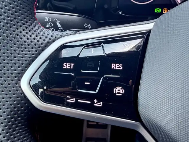 Volkswagen Golf view 15