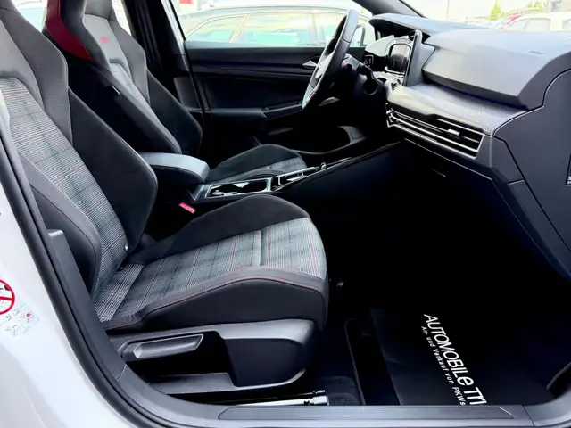 Volkswagen Golf view 13