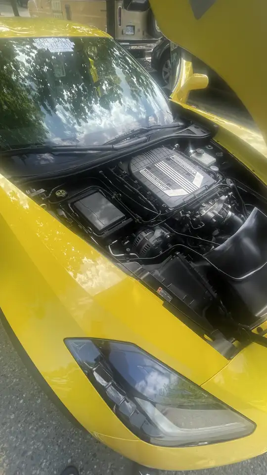 Chevrolet Corvette снимка Chevrolet Corvette