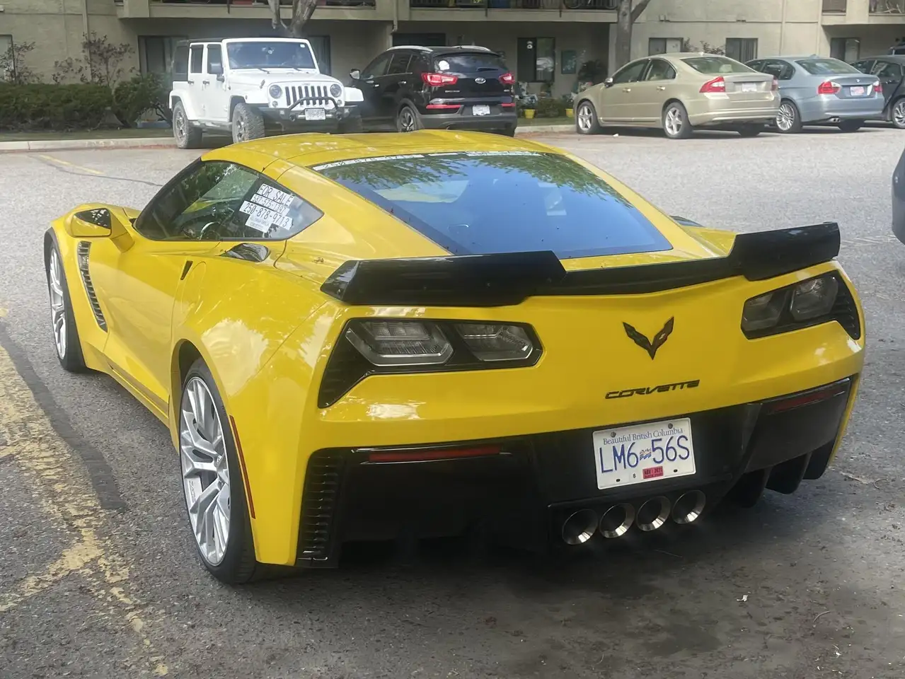 Chevrolet Corvette снимка Chevrolet Corvette