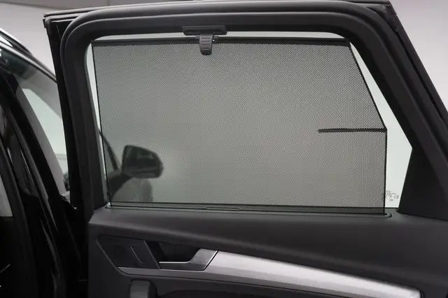 Audi Q5 view 9
