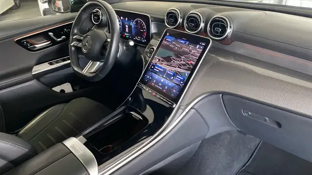 Mercedes-Benz GLC view 10