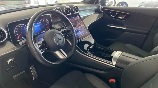 Mercedes-Benz GLC view 6