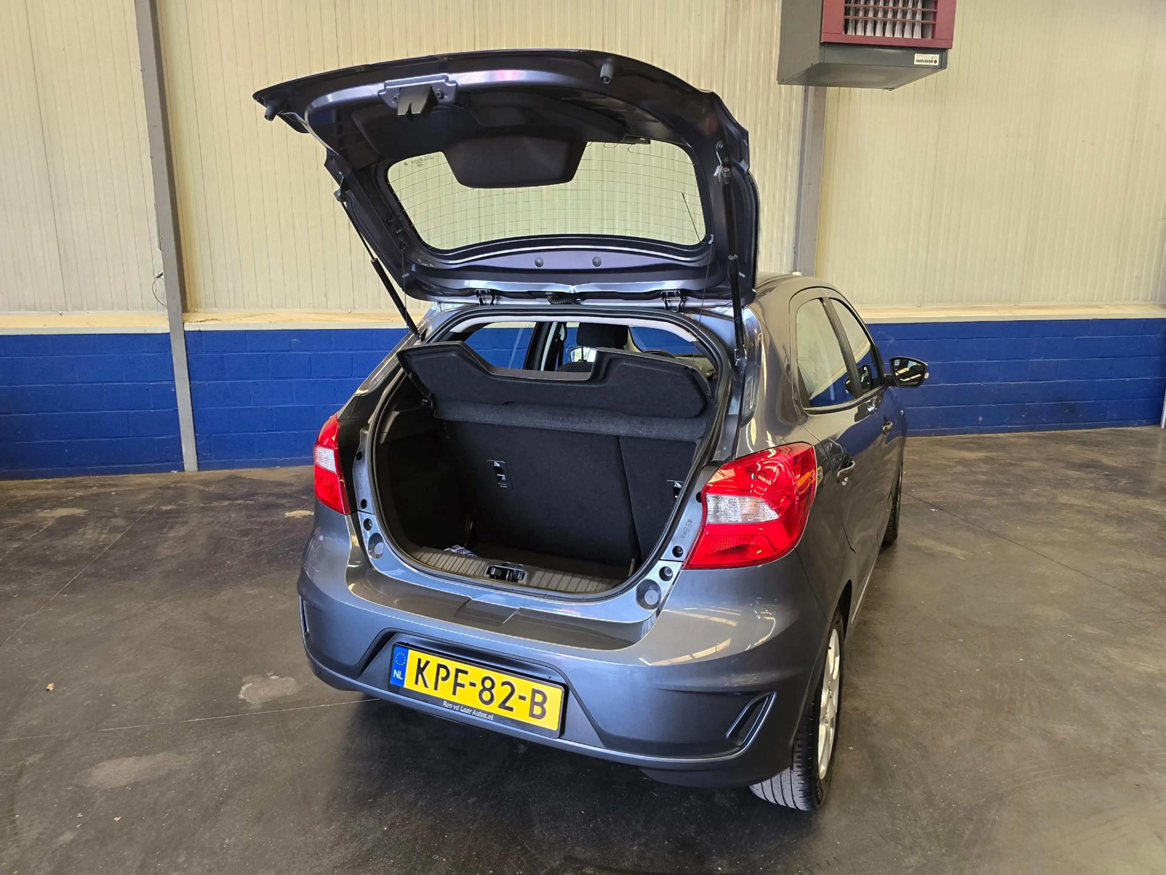 Ford Ka/Ka+ 1.2 Trend Ultimate Black — photo 13