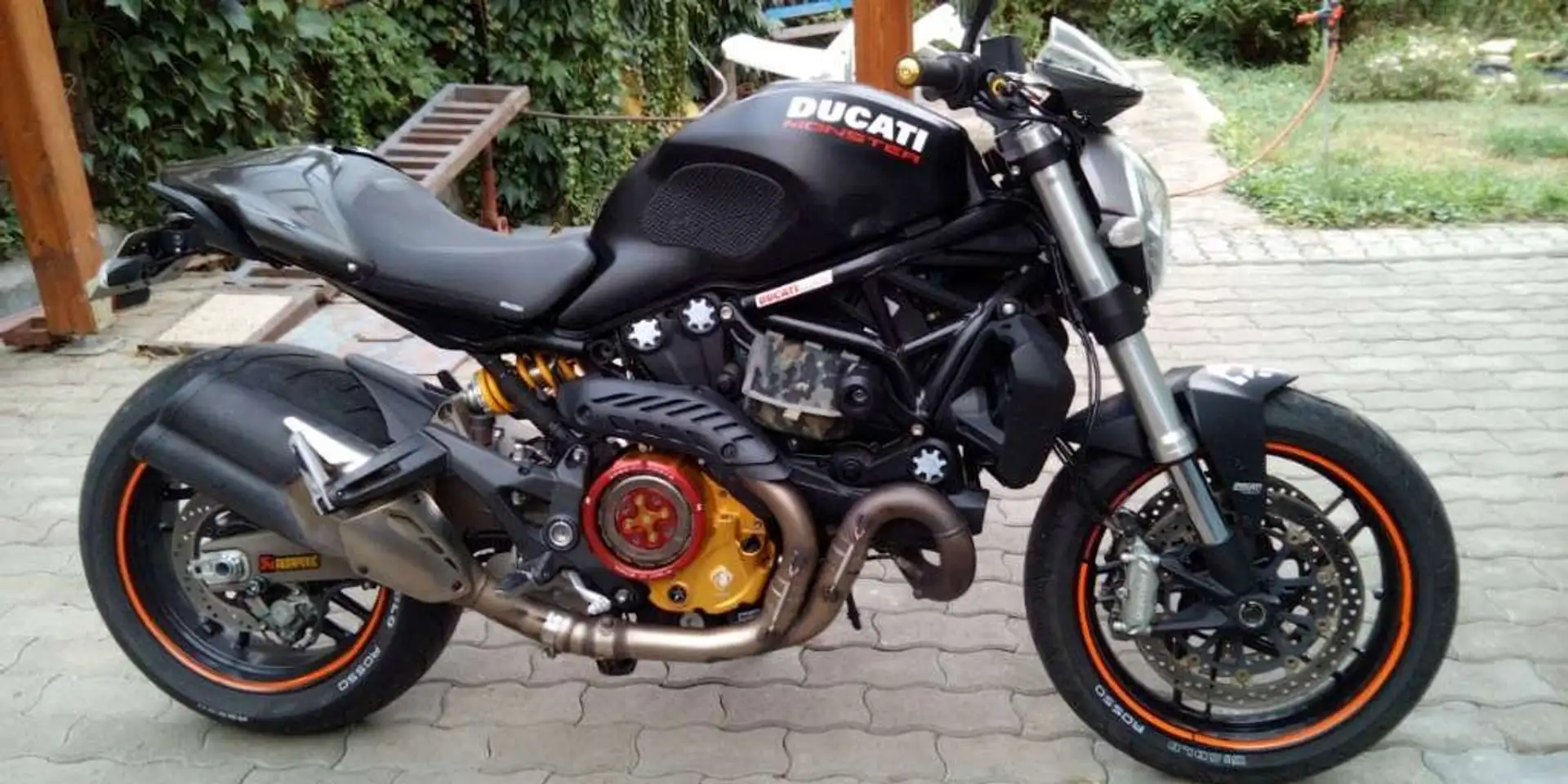 Ducati Monster 821 Nero - 1
