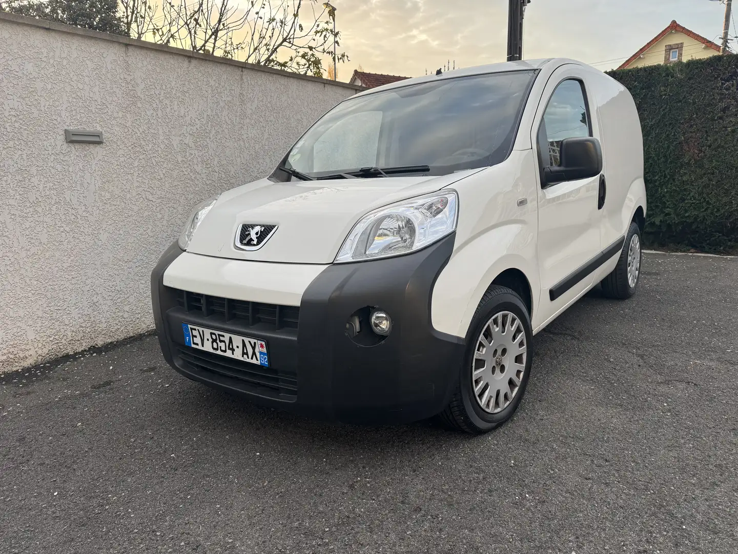 Peugeot Bipper STANDARD 1.3 HDI 80 FAP PREMIUM - 1