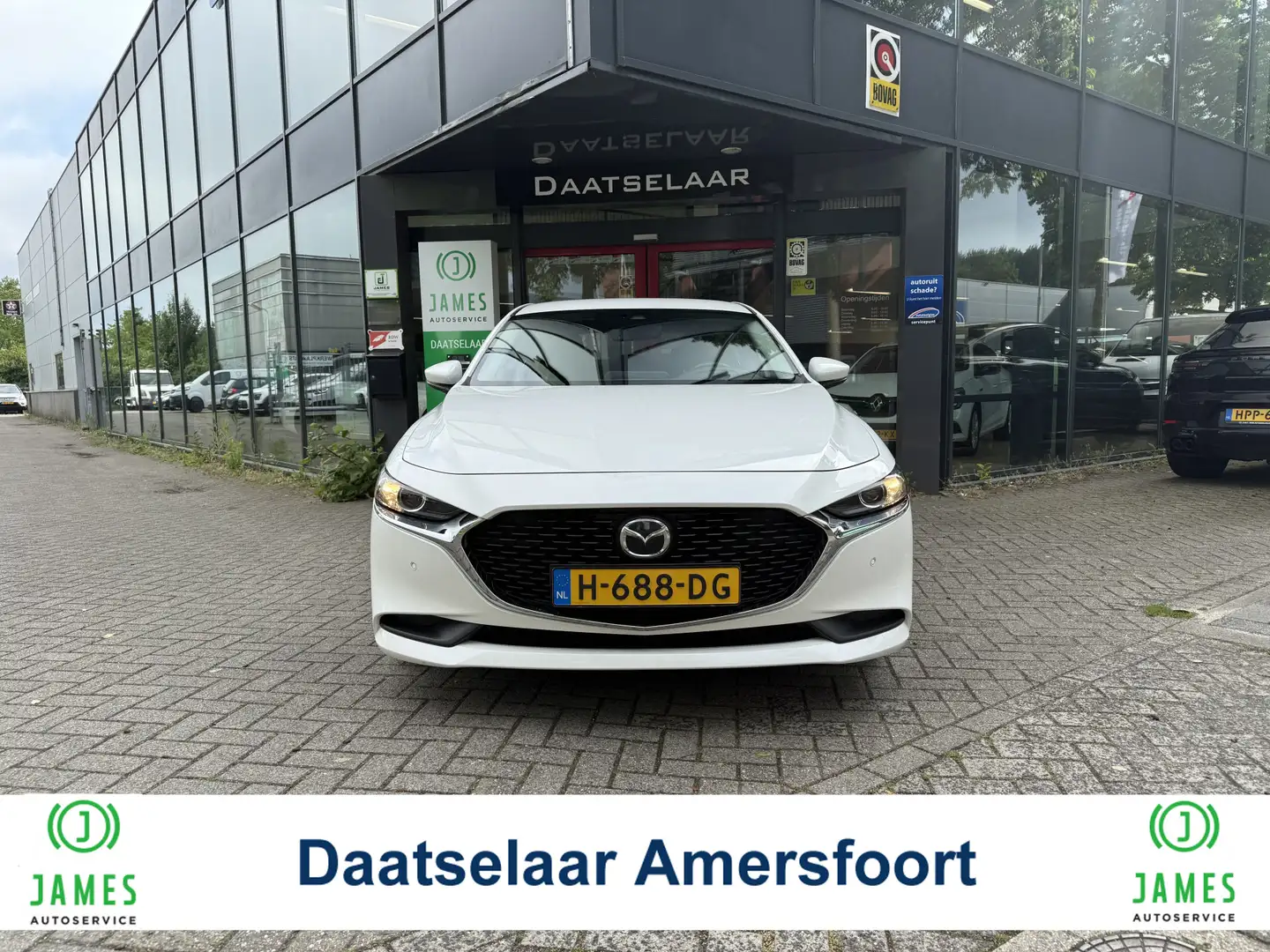 Mazda 3 2.0 e-SkyActiv-G M Hybrid Bose Navi Weiß - 1