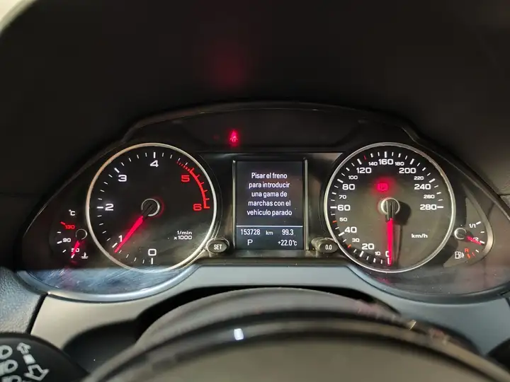 Audi Q5 2.0 TDI Quattro Ambition S-tronic (2012) 2013, foto 23