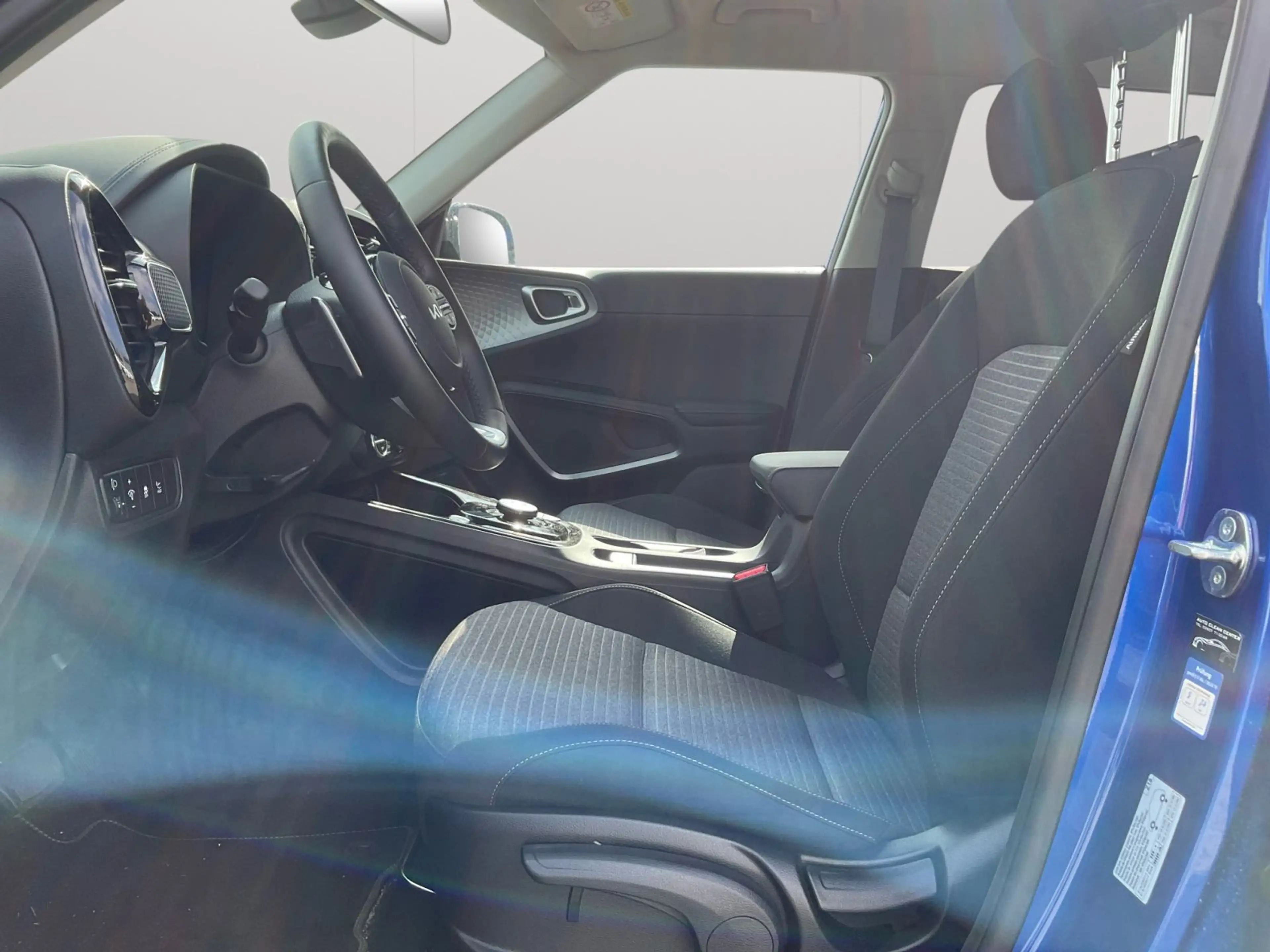 Kia Soul E-Soul Inspiration — photo 10