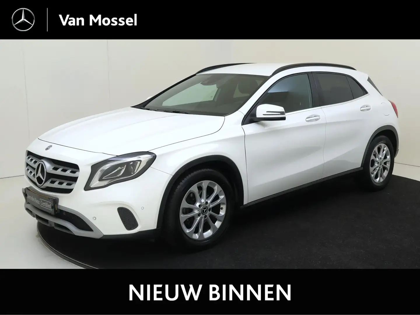 Mercedes-Benz GLA 180 Business Solution Wit - 1