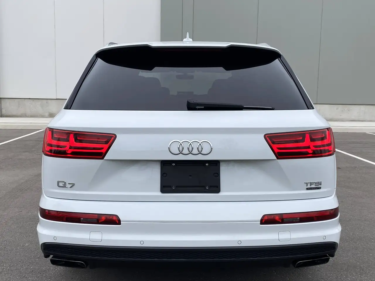 Audi Q7 снимка Audi Q7