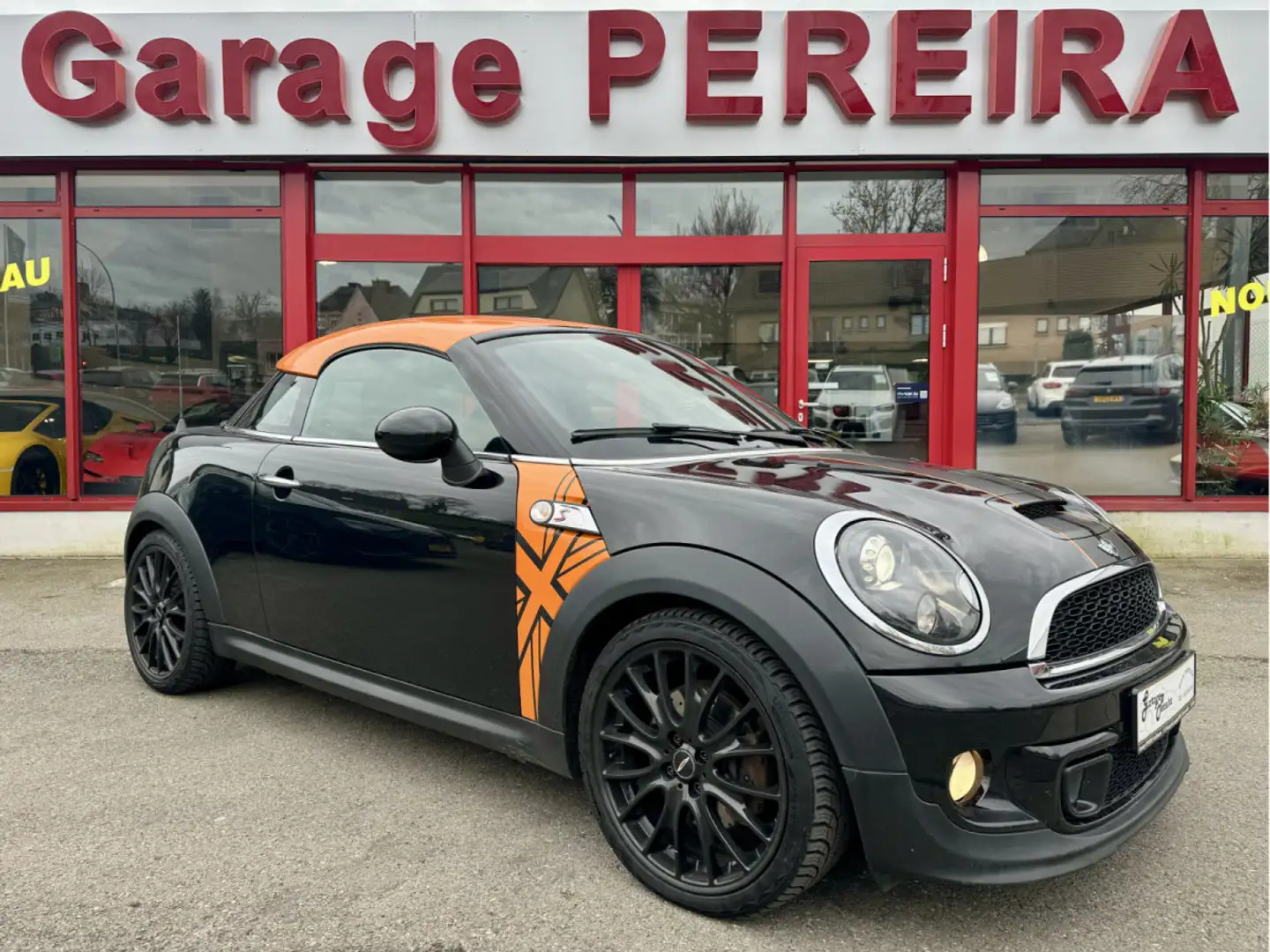 MINI Cooper S COUPE BI-XENON CUIR NAVI Fekete - 1