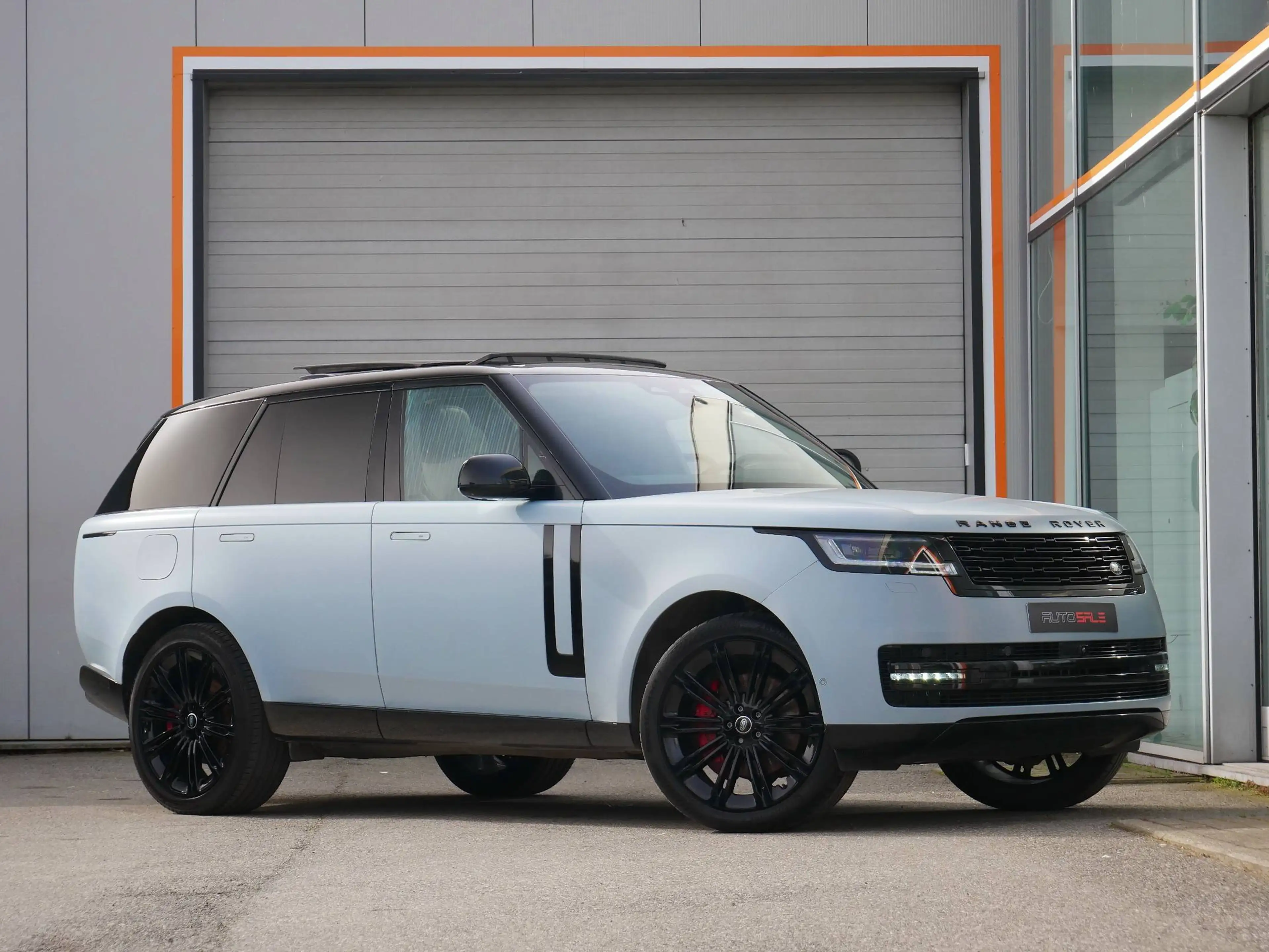 Land Rover Range Rover D350 HSE Pano/ACC/23"/SV leather/4WS — photo 2