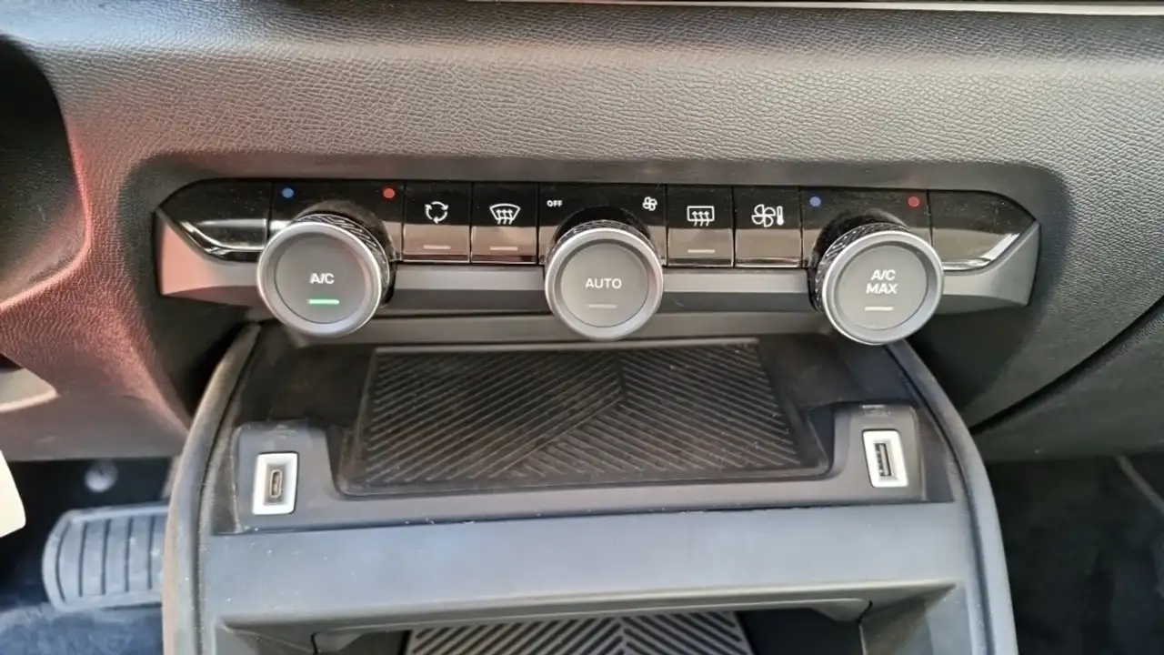 Citroen C4 Berline — photo 19
