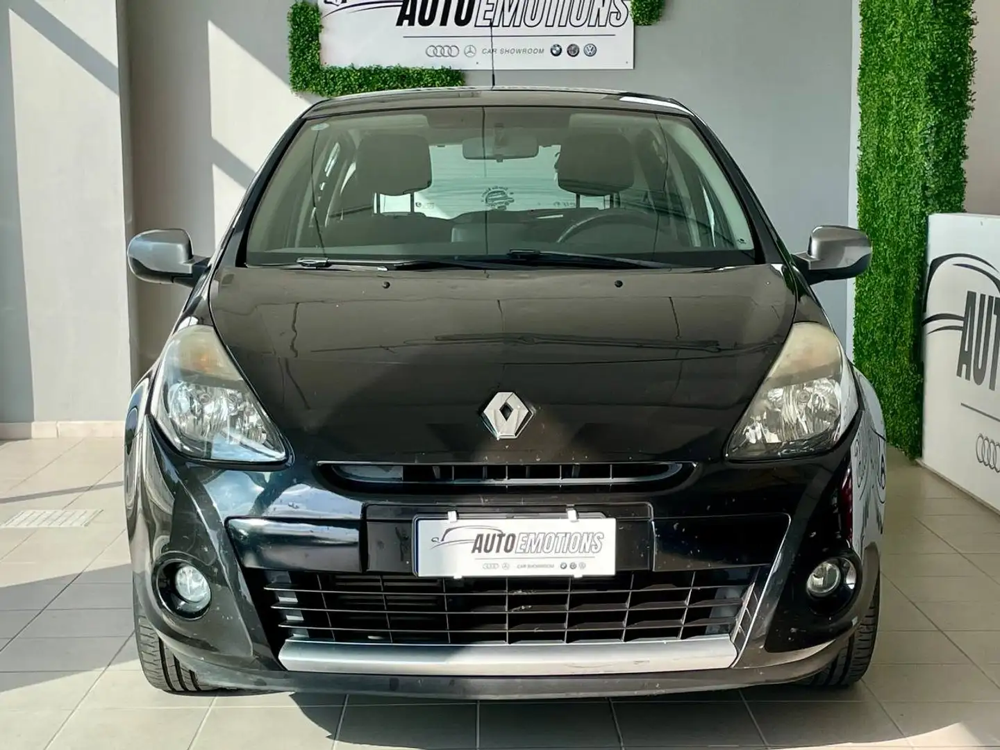 Renault Clio Euro 5 - Carrozzeria Grandinata Nero - 2