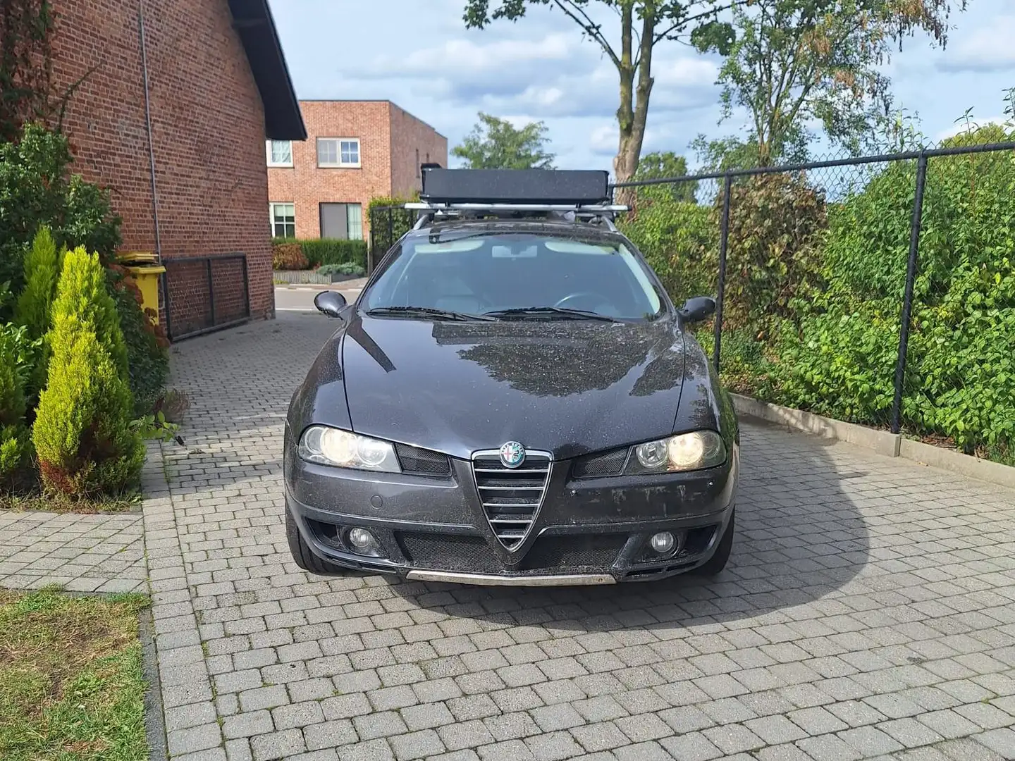 Alfa Romeo 156 156 Crosswagon Q4 1.9 JTD 16V Progression Grijs - 2