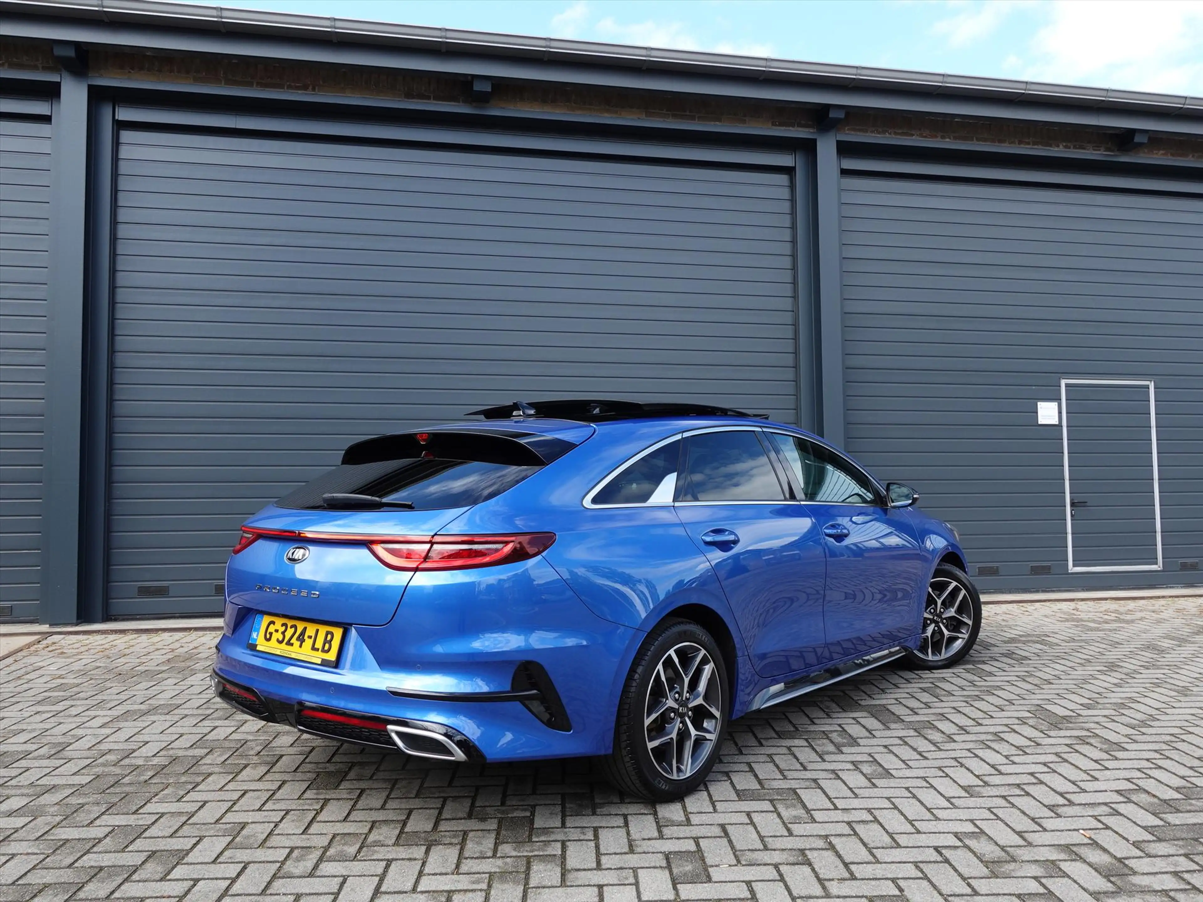 Kia ProCeed / pro_cee'd 1.4 T-GDi 140pk GT-Line RIJKLAAR/1E EIGENAAR/PANO/ — photo 3