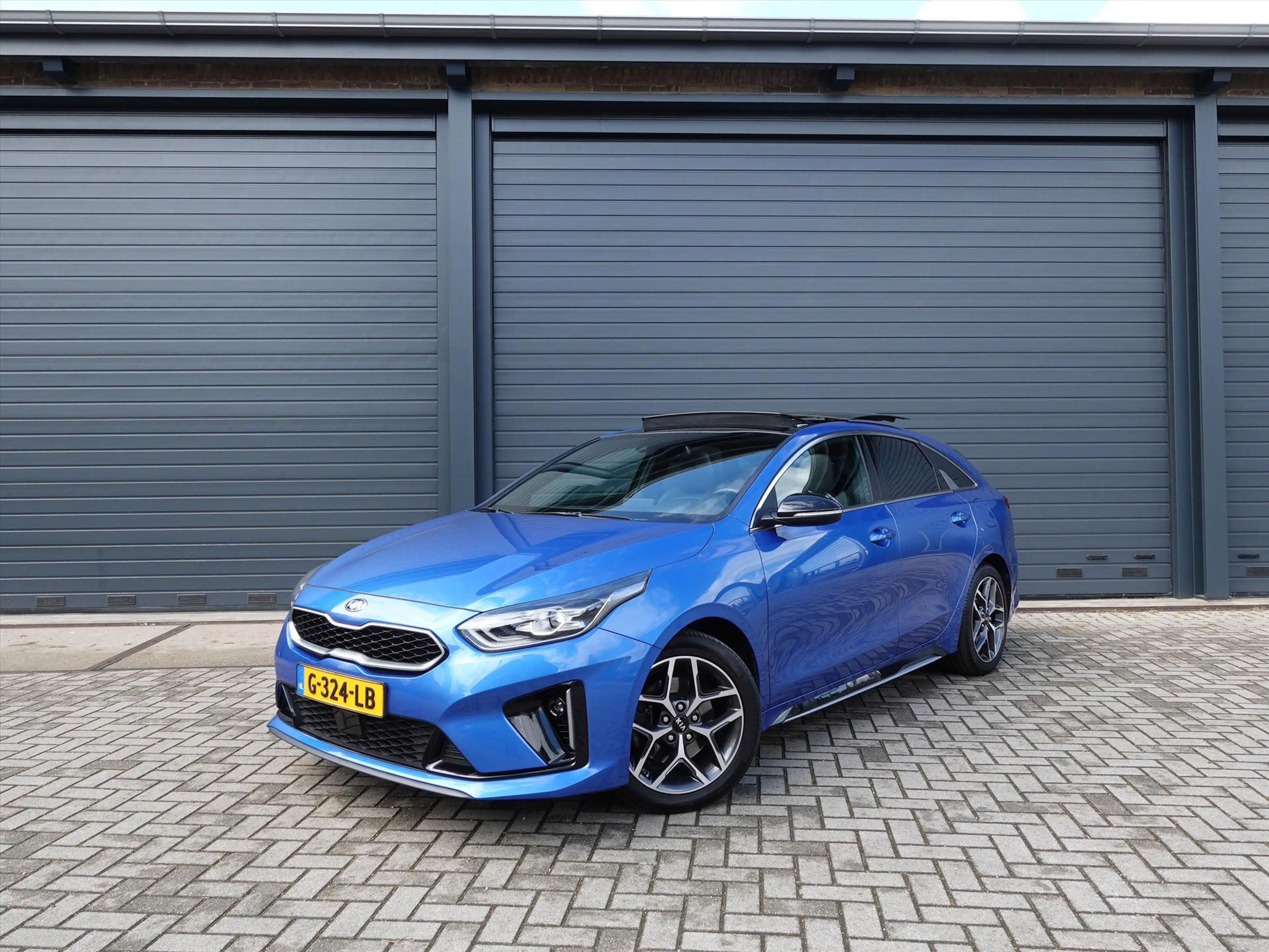 Kia ProCeed / pro_cee'd 1.4 T-GDi 140pk GT-Line RIJKLAAR/1E EIGENAAR/PANO/ — photo 7