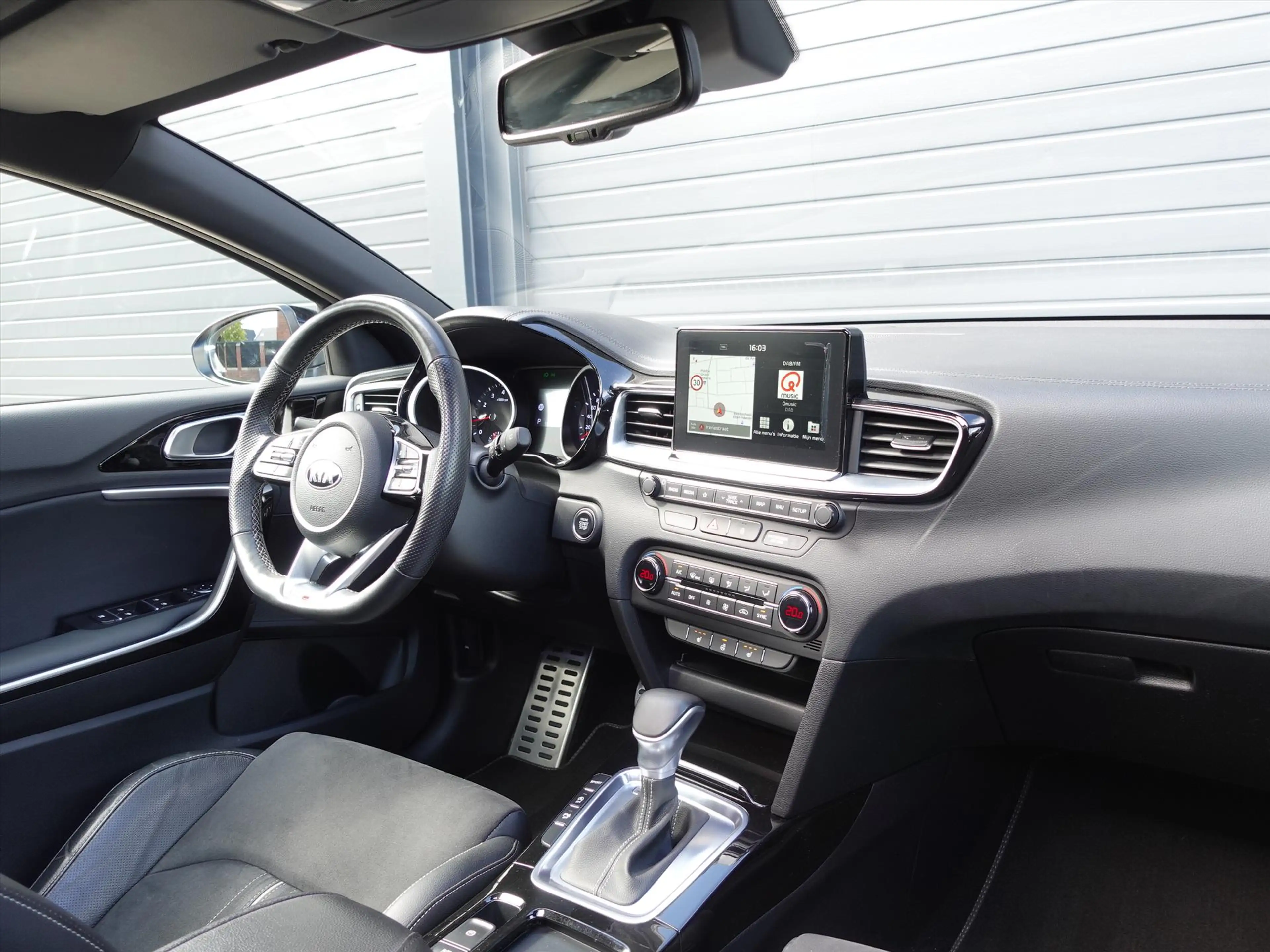 Kia ProCeed / pro_cee'd 1.4 T-GDi 140pk GT-Line RIJKLAAR/1E EIGENAAR/PANO/ — photo 14