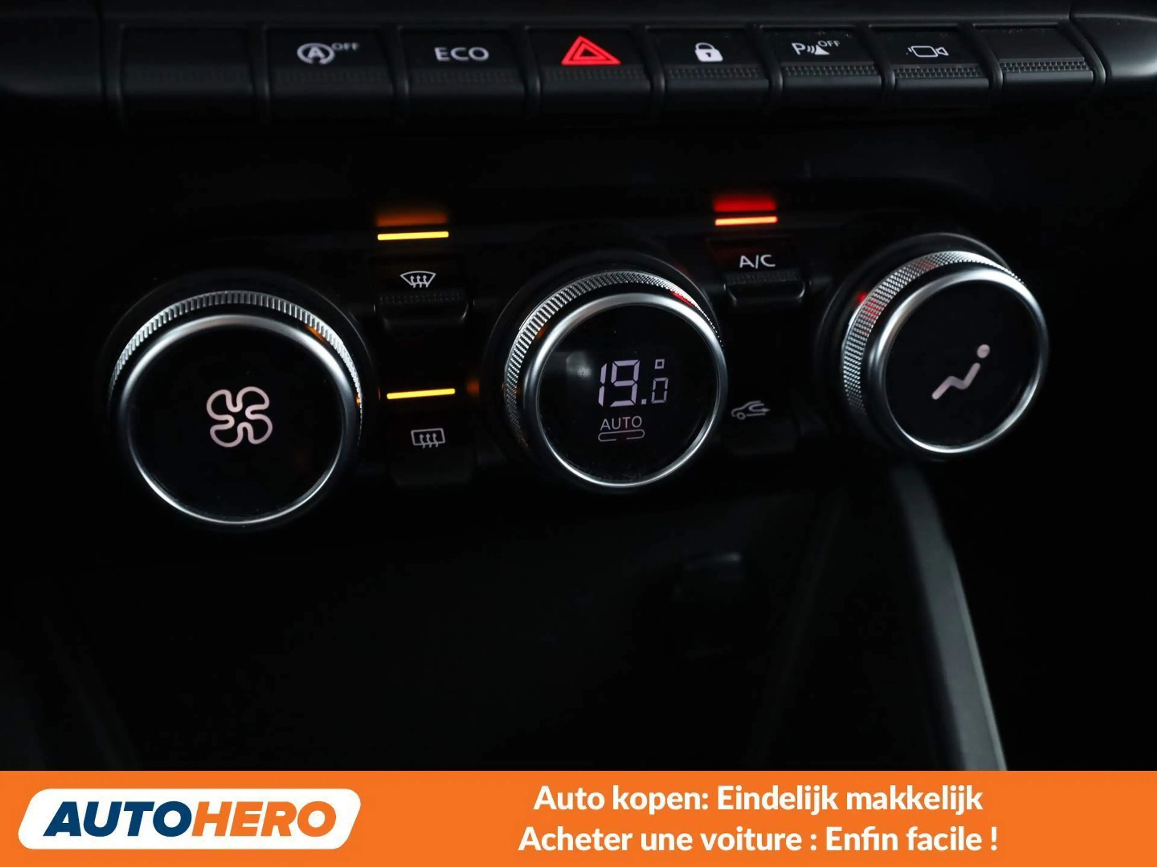 Dacia Duster 1.3 TCe Celebration — photo 10
