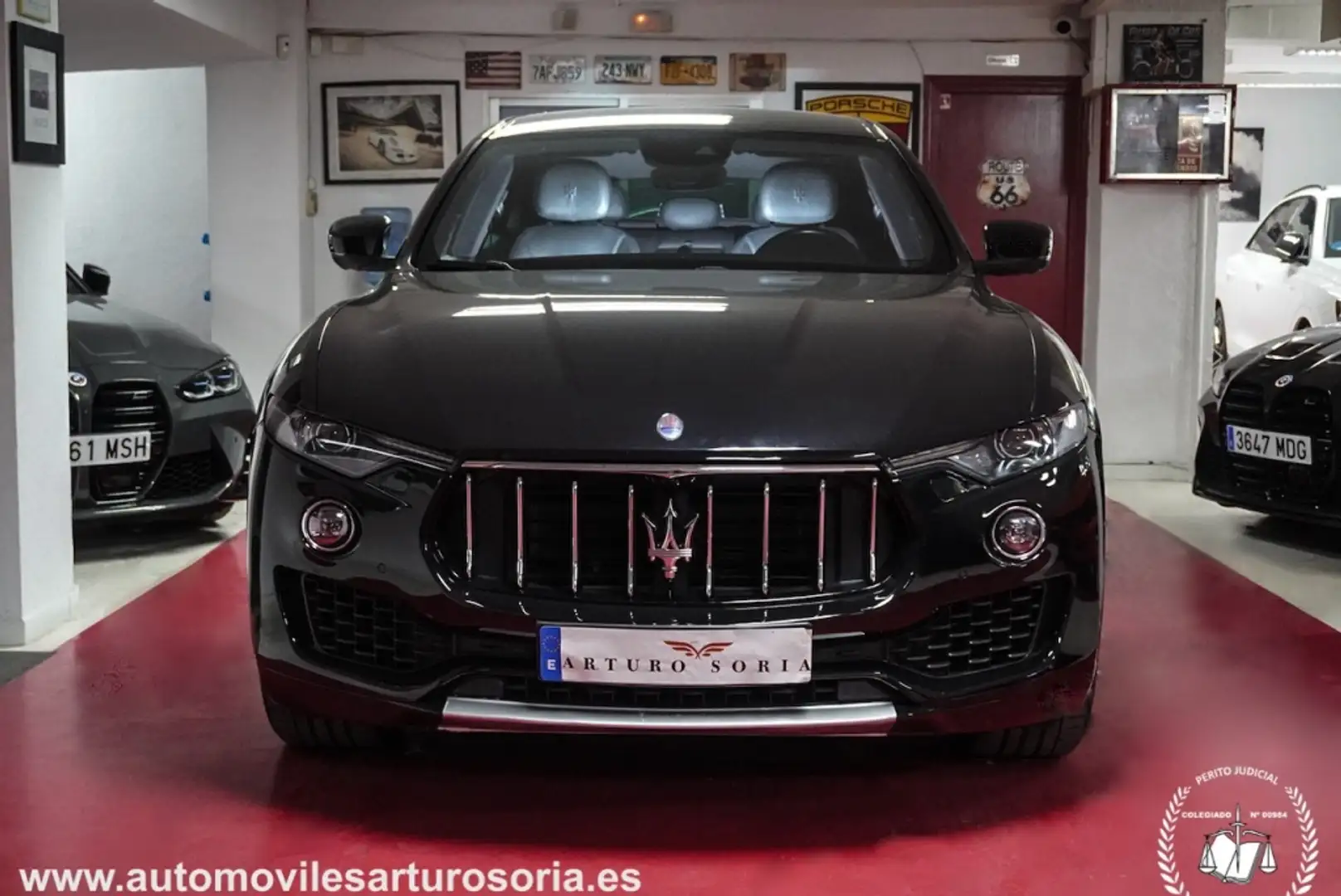 Maserati Levante Diesel GranSport Aut. Schwarz - 2