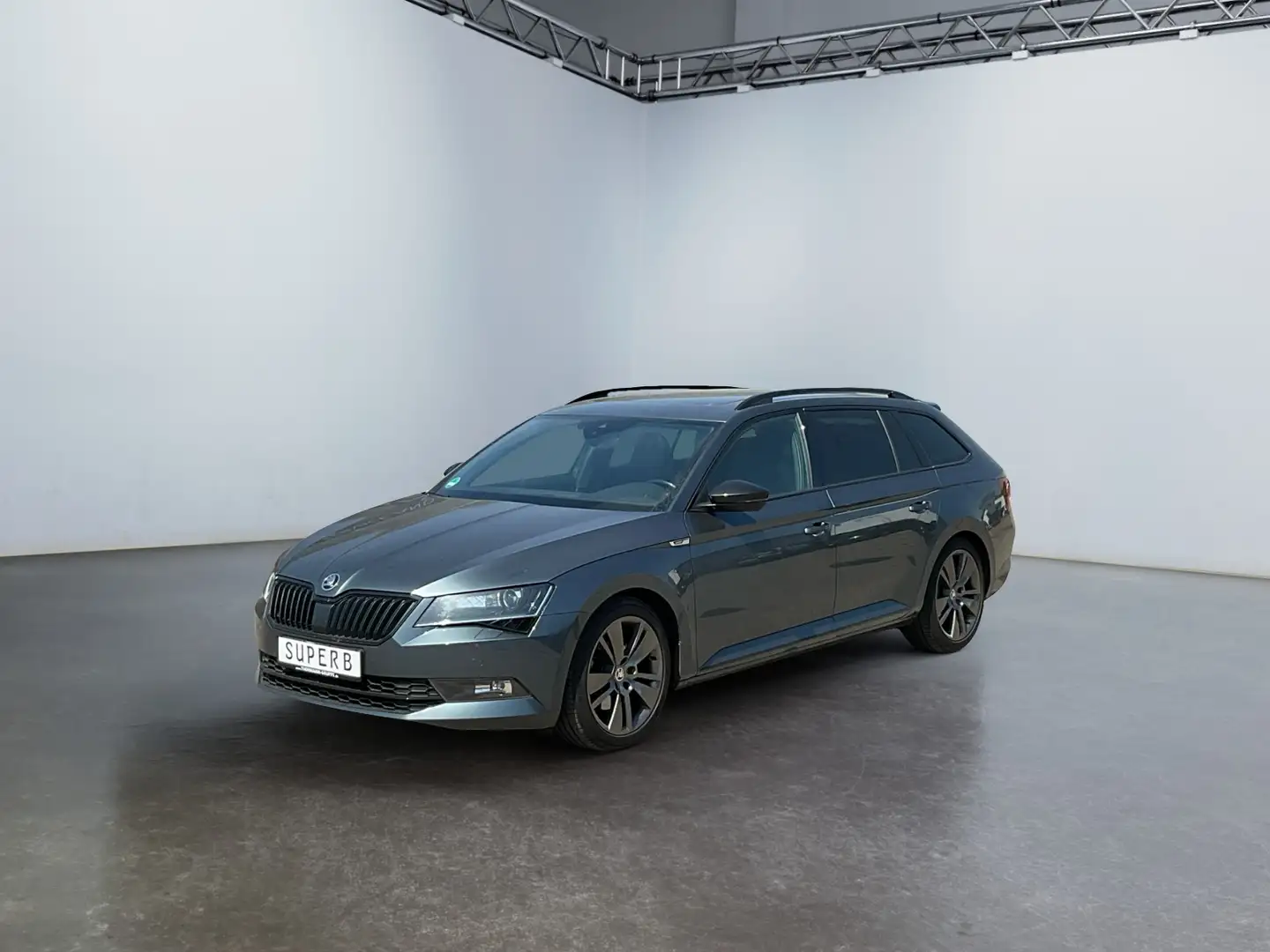 Skoda Superb Combi Sportline 1.4 TSI ACT ACC Pano AHK Grau - 2