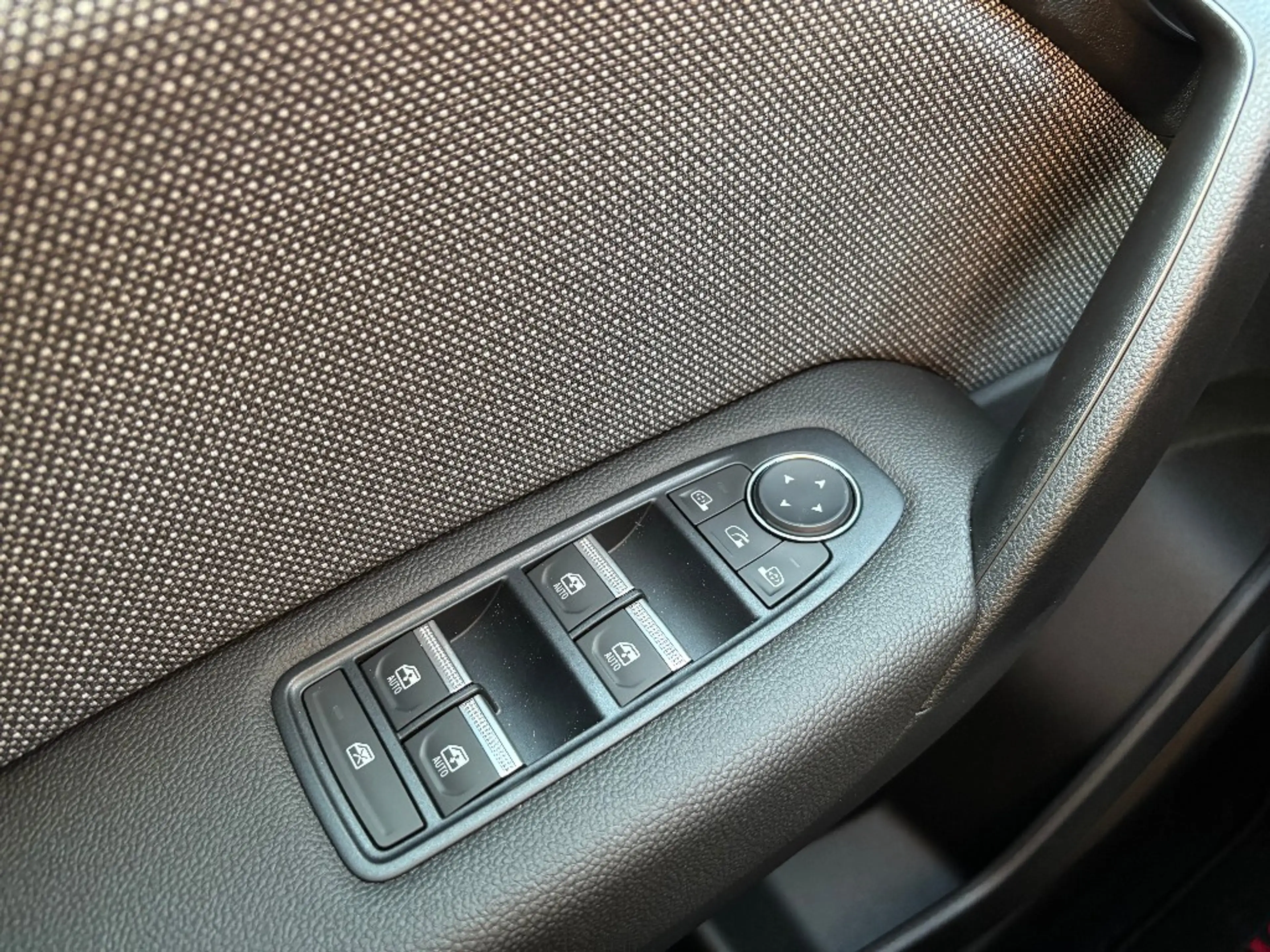 Mitsubishi ASX 1.8 Hybrid Black*AUTOMATIK*RÜCKFAHRKAMERA* — photo 7