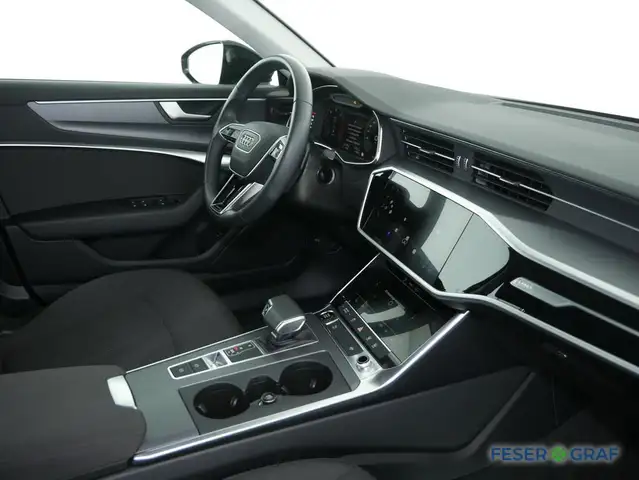 Audi A6 view 6