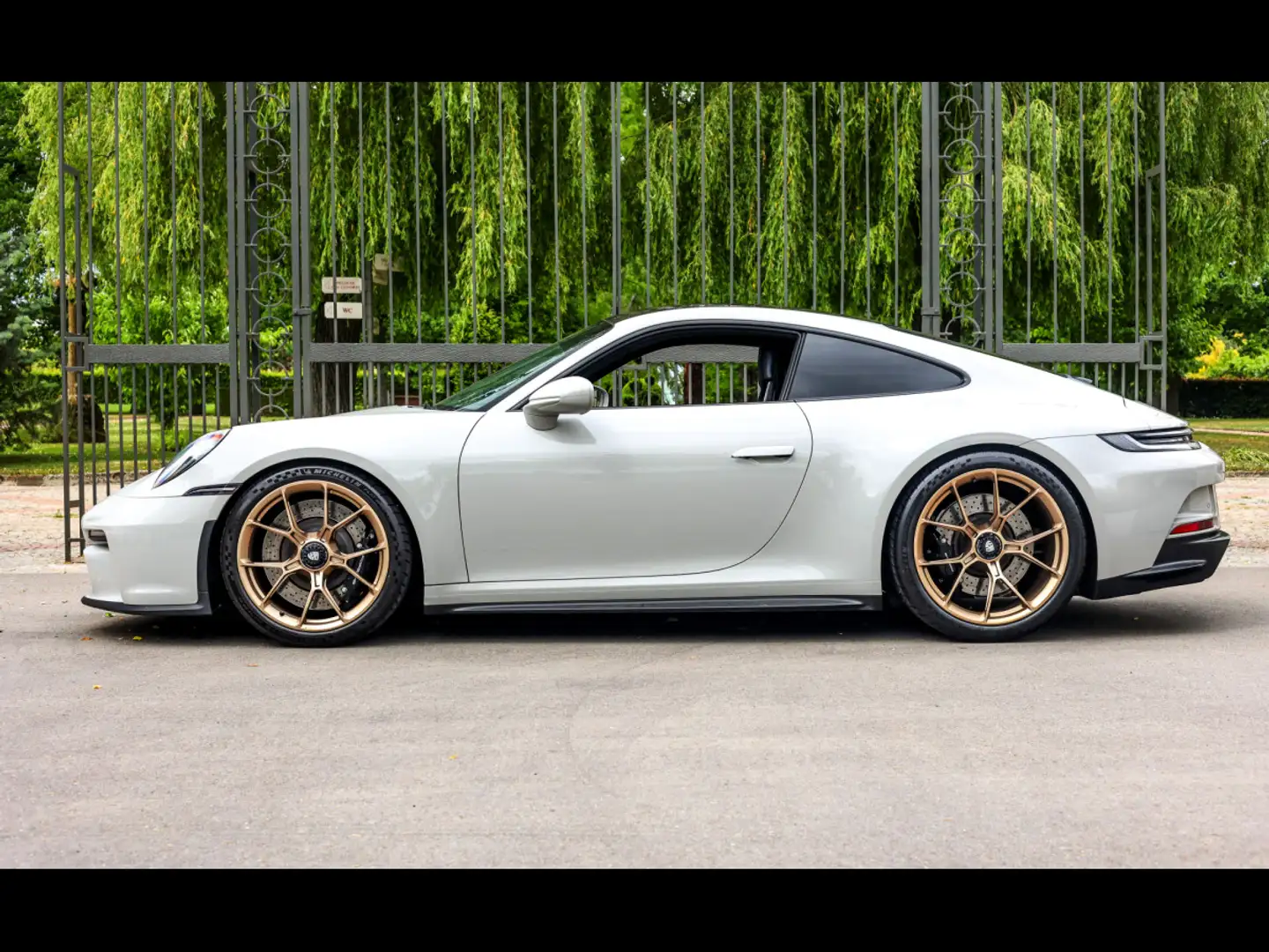 Porsche 992 .1 911 GT3 TOURING PDK°XPEL°BUCKET°LIFT°BOSE°KAM Grau - 2