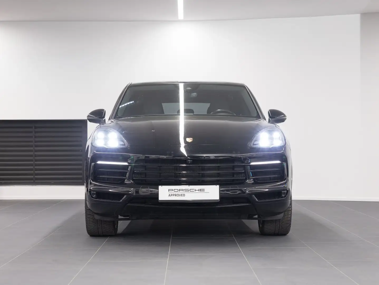 Porsche Cayenne E-Hybrid Coupé Schwarz - 2
