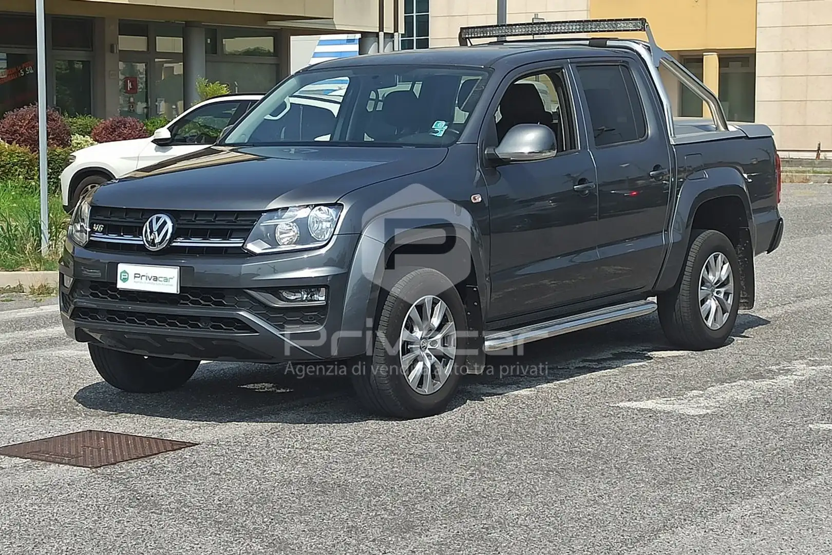 Volkswagen Amarok 3.0 V6 TDI 4MOTION BMT permanente aut. DC IVA ESP Grijs - 1