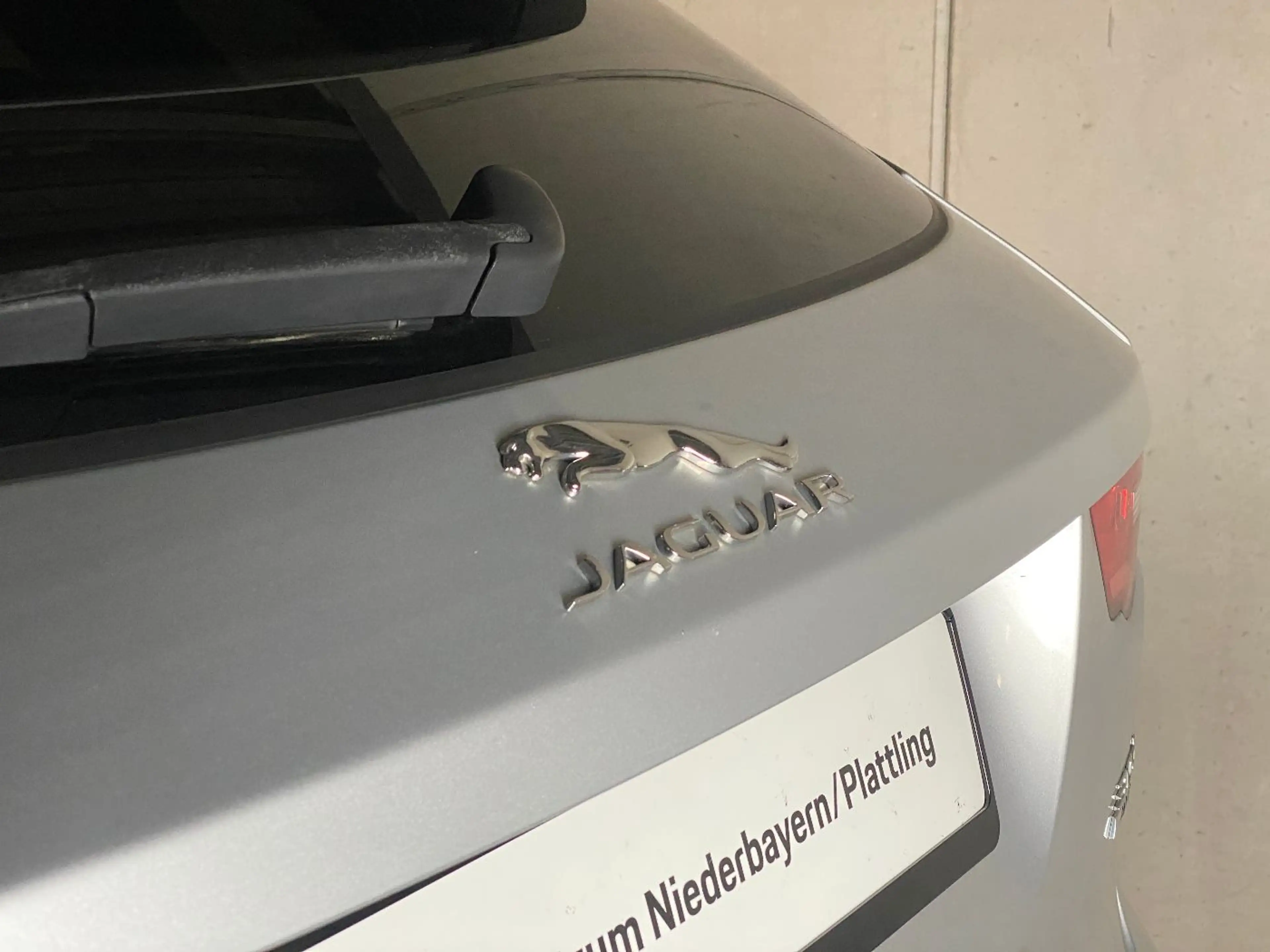 Jaguar F-Pace Portfolio AWD | Adaptive Dynamic Paket | — photo 10