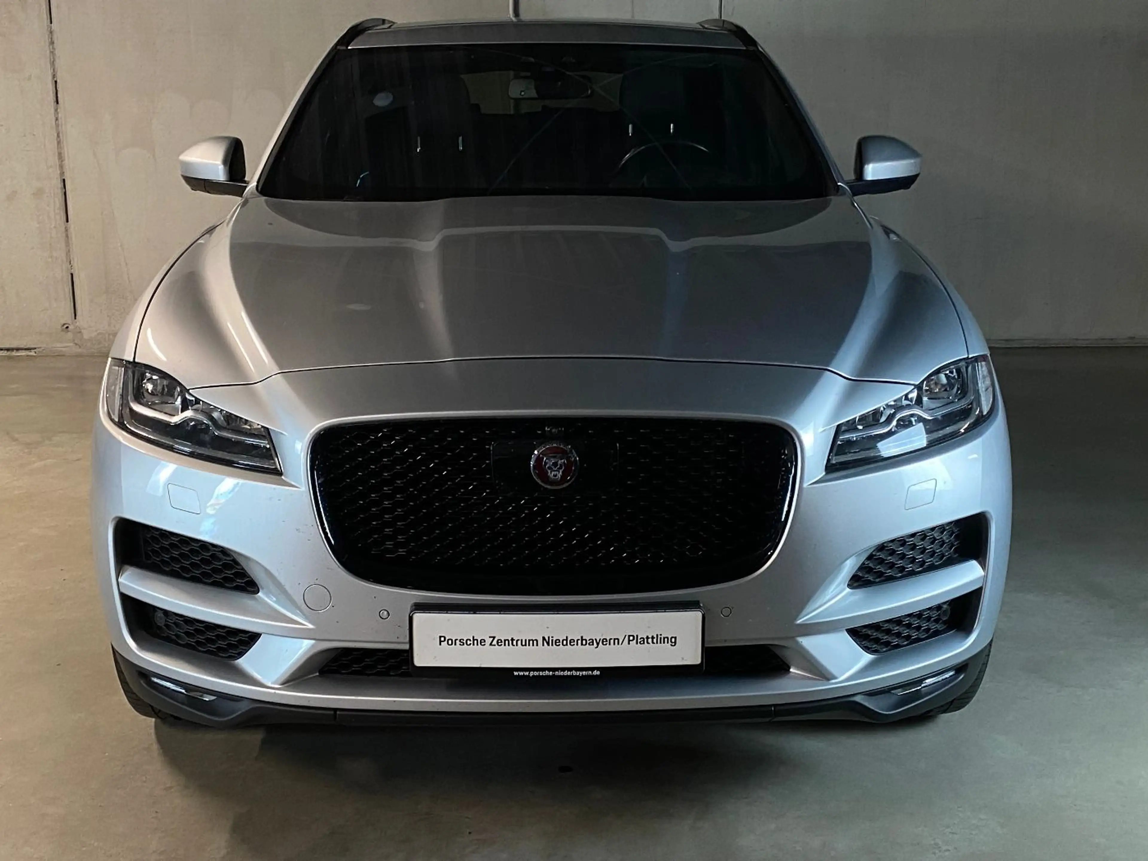 Jaguar F-Pace Portfolio AWD | Adaptive Dynamic Paket | — photo 5