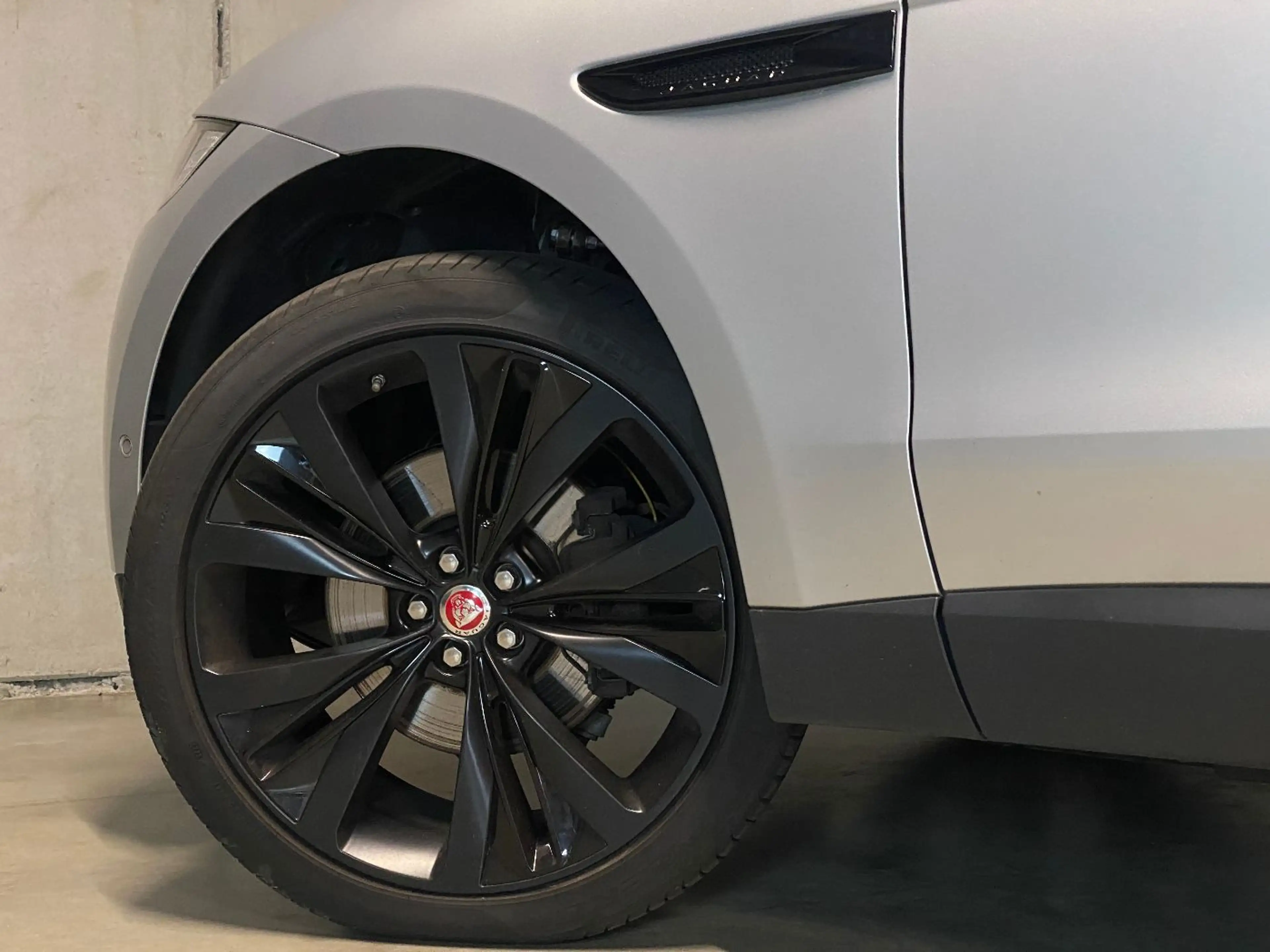 Jaguar F-Pace Portfolio AWD | Adaptive Dynamic Paket | — photo 7