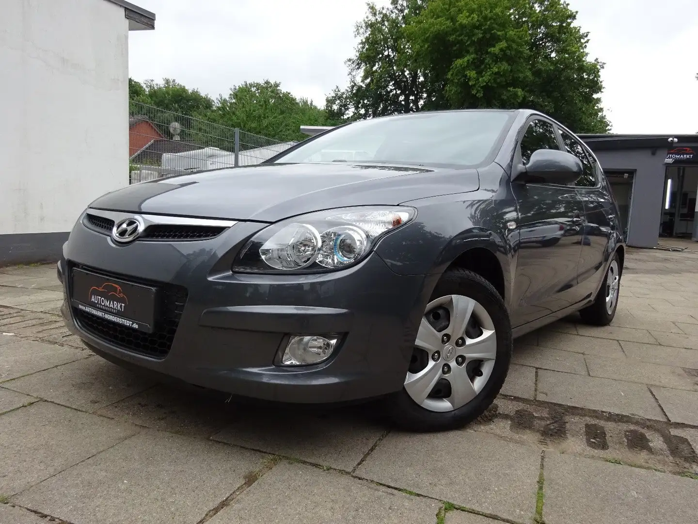 Hyundai i30 Comfort/Klimaanlage/Schiebedach/2-Hand Gris - 1