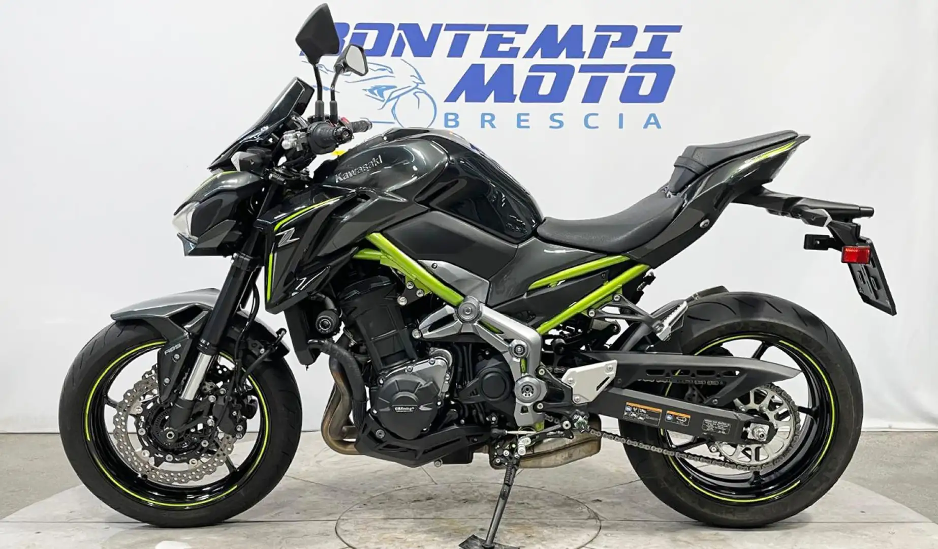 Kawasaki Z 900 2018 - 13.000 KM !!! + AKRAPOVIC COMPLETO Nero - 2