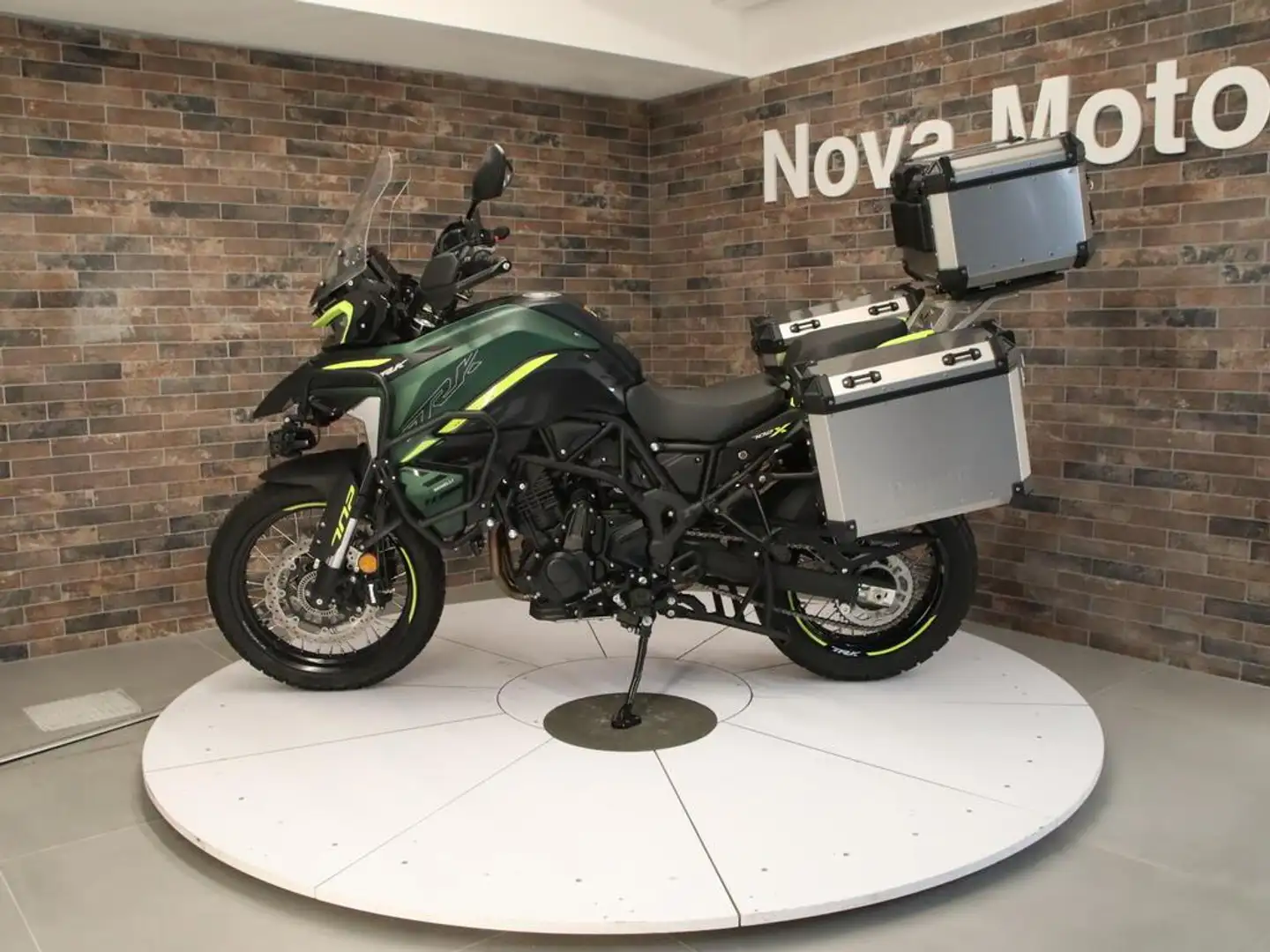 Benelli TRK 702 X abs my23 - 1