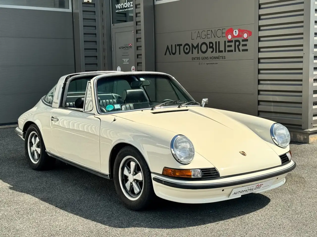 Porsche 911 T 2.4 TARGA RESTAURÉE, foto 3