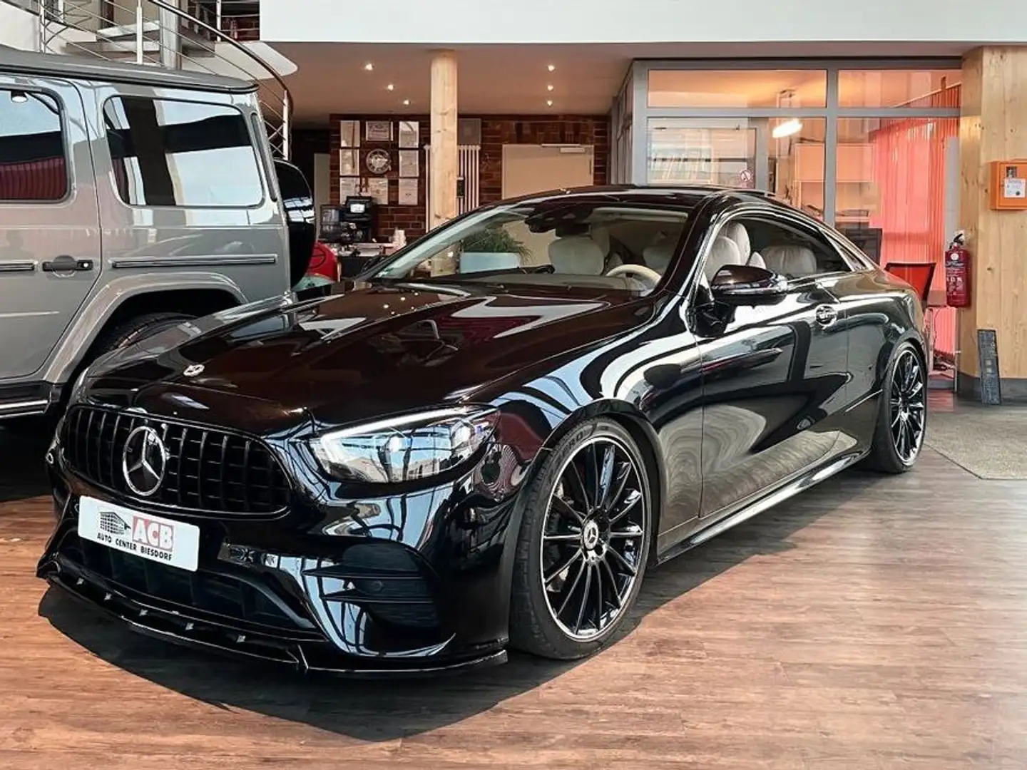 Mercedes-Benz E 200 E200 Coupe AMG 53 Optik Voll Designo NP~90T€ 20" Schwarz - 2