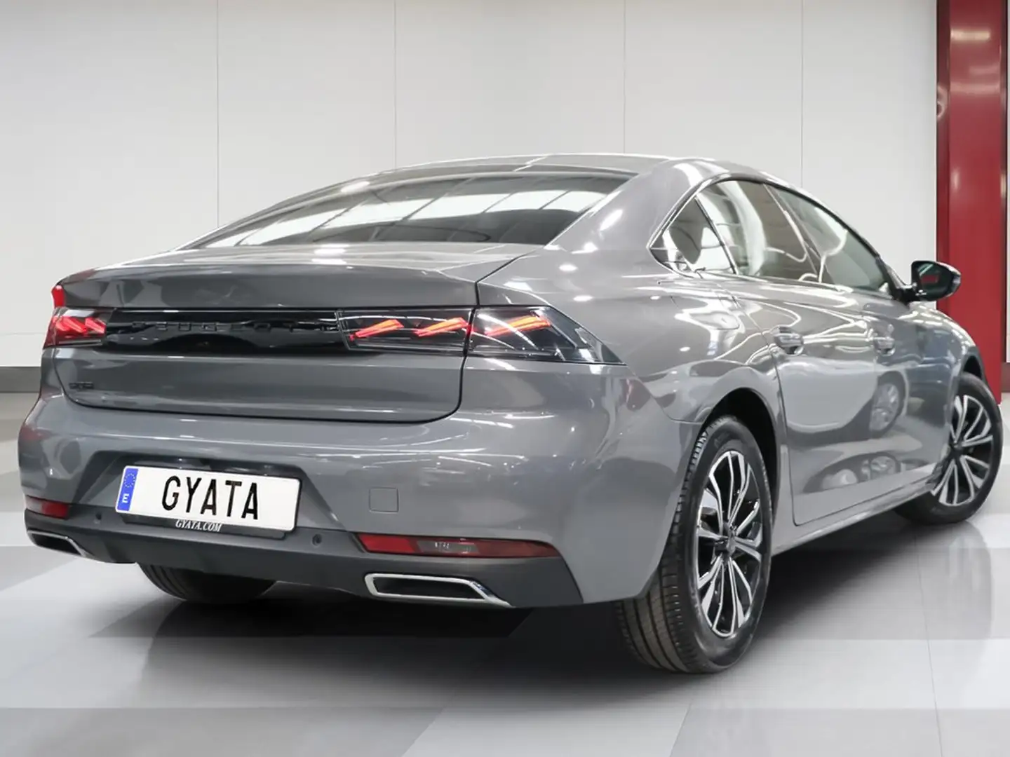 Peugeot 508 1.2 PureTech S&S Allure EAT8 130 Gris - 2