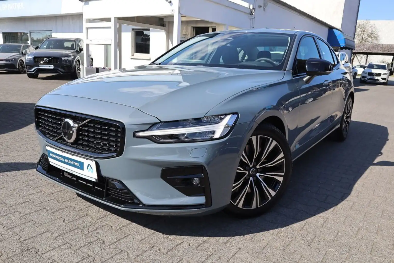 Volvo S60 S60 B5 B AWD Ultimate Dark|NAVI|SHZ V+H|360 CAM - 1