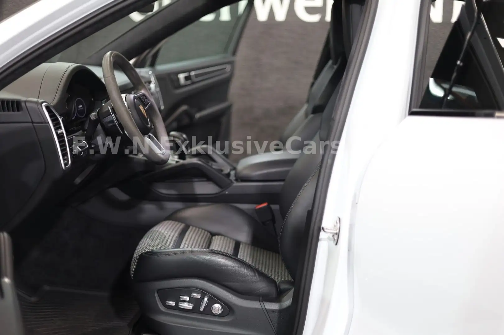 Porsche Cayenne Coupe S 440 PS Leichtbau/Carbon/Approved Blanc - 2
