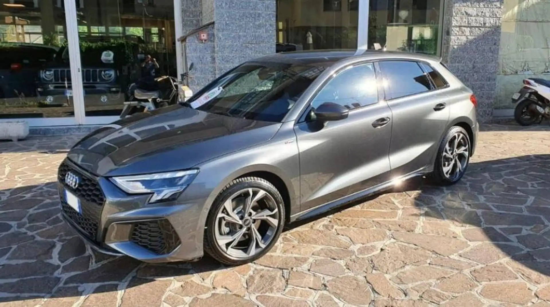 Audi A3 A3 Sportback 40 2.0 tdi S line quattro s-tronic Grau - 1